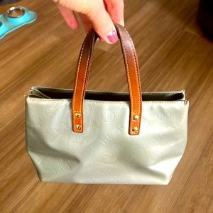 Authentic Louis Vuitton Monogram Vernis Small Tote